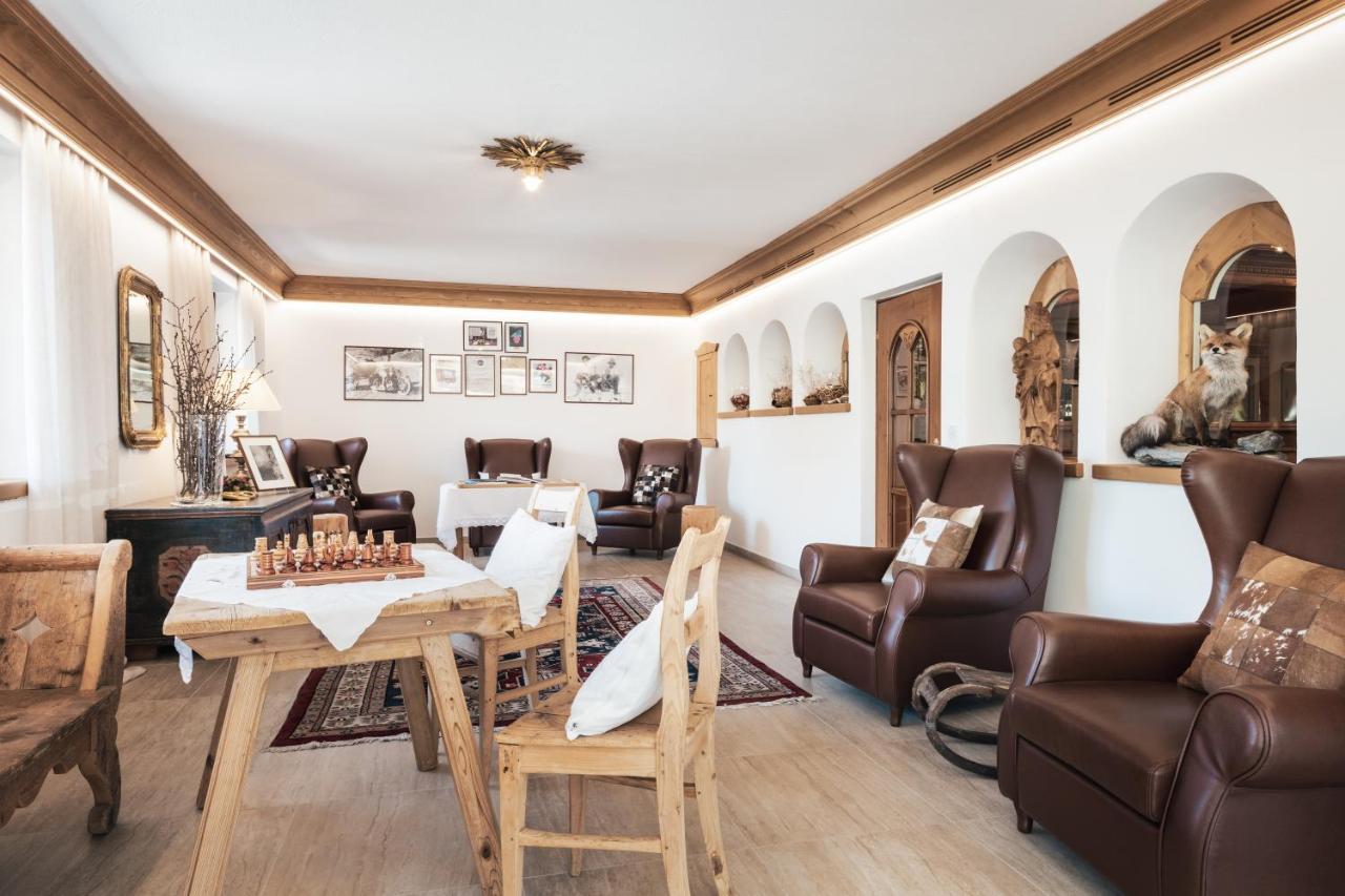 Hotel Chalet Corso Сан-Виджилио-ди-Мареббе Экстерьер фото