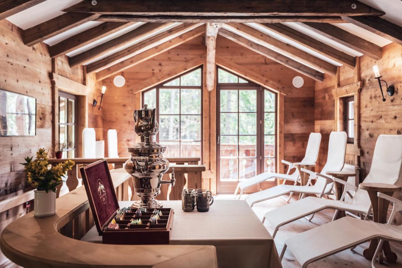 Hotel Chalet Corso Сан-Виджилио-ди-Мареббе Экстерьер фото
