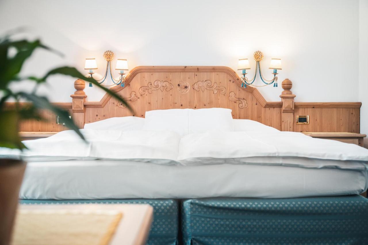 Hotel Chalet Corso Сан-Виджилио-ди-Мареббе Экстерьер фото